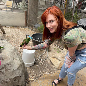 Meet your Posher, Stephanie